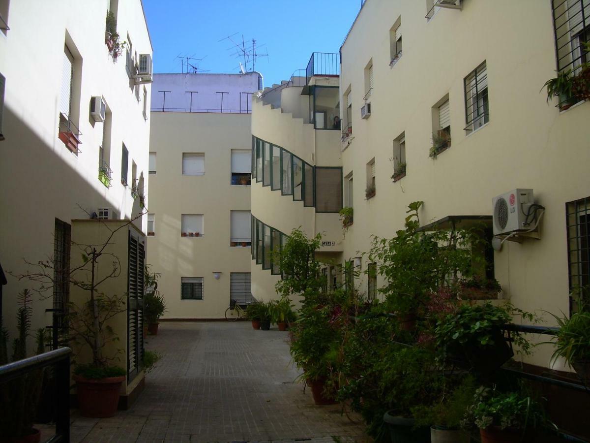 Medina Apartment And Parking Historical Center Севілья Екстер'єр фото